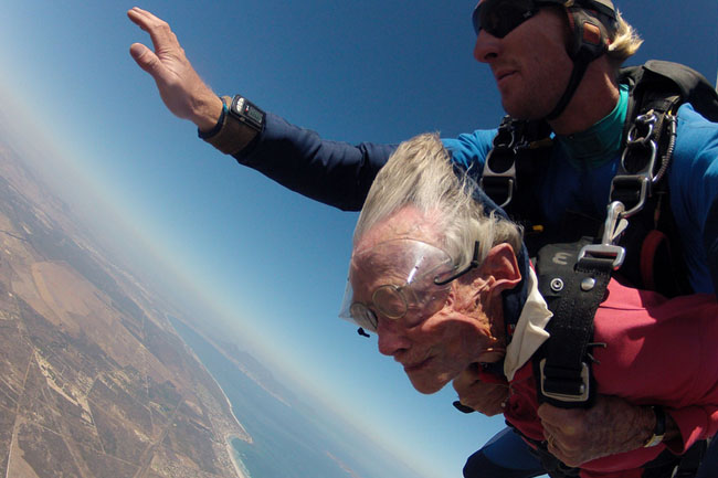 CAPE TOWN GRANNY SKYDIVES FOR HER 100TH BIRTHDAY
