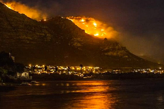 MUIZENBERG FIRE GALLERY AND VIDEOS