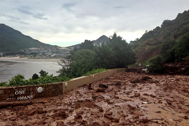 CITY OF CAPE TOWN WARNS RESIDENTS ABOUT MUDSLIDES