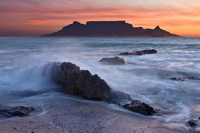 TELEGRAPH TRAVEL NAMES TABLE MOUNTAIN AS ONE OF THE MOST BEAUTIFUL MOUNTAINS IN THE WORLD