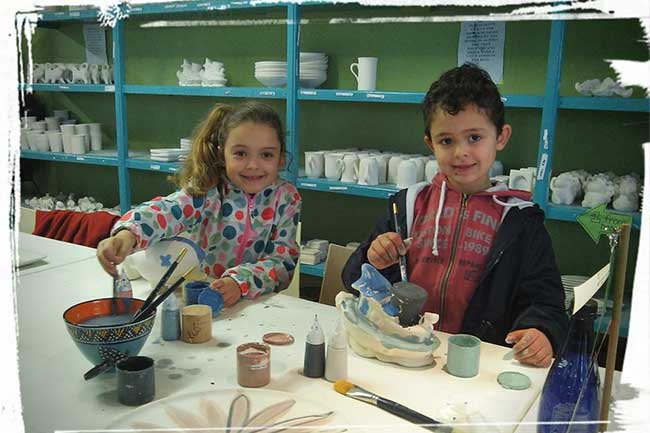 BUDDING LITTLE ARTISTS AT CLAY CAFE