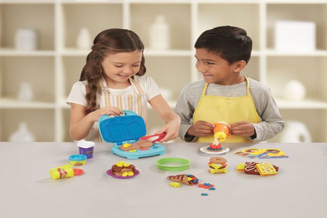 PLAY-DOH: Kitchen Creations Junior Chef Competition