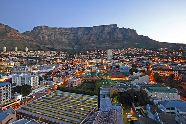 New homes for poor families 5km of Cape Town CBD