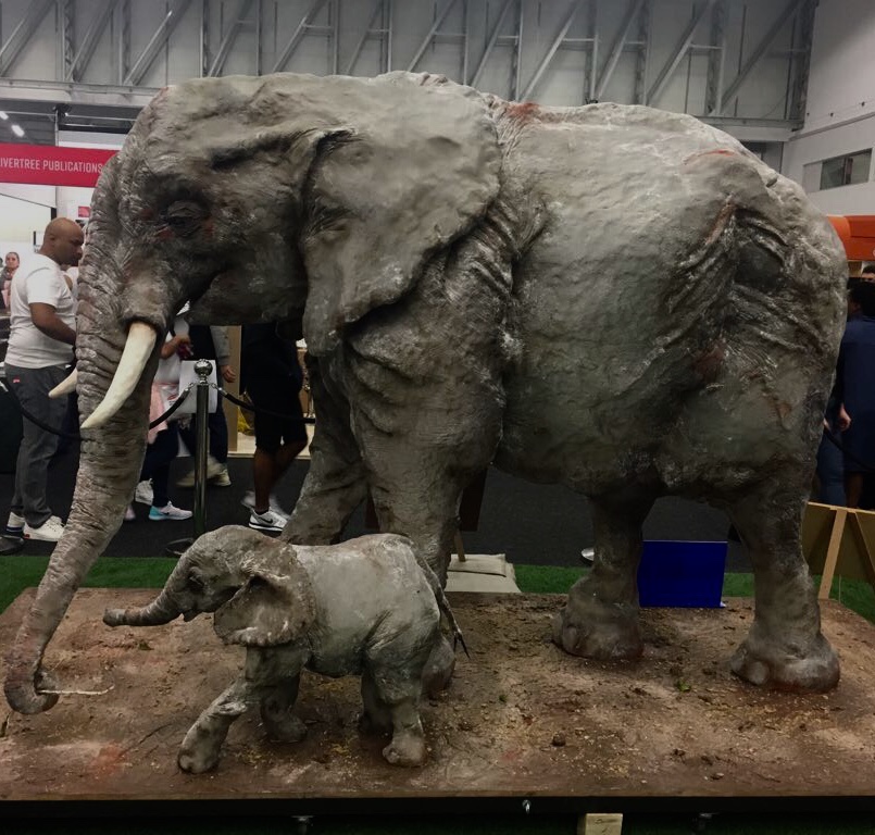 Life-size elephant cake wins first prize