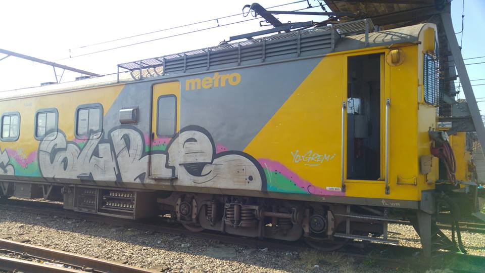 Metrorail suspends central line leaving commuters stranded
