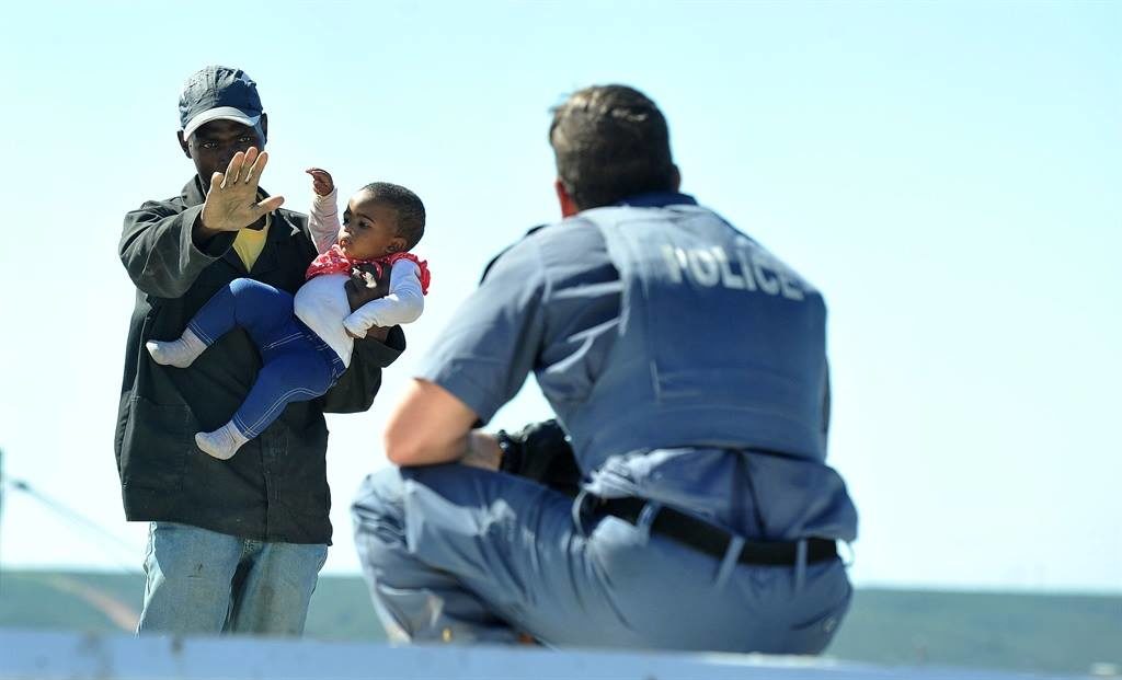 Port Elizabeth father tosses one-year-old daughter from roof
