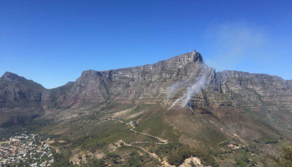 'Arsonist' starts four fires on Table Mountain