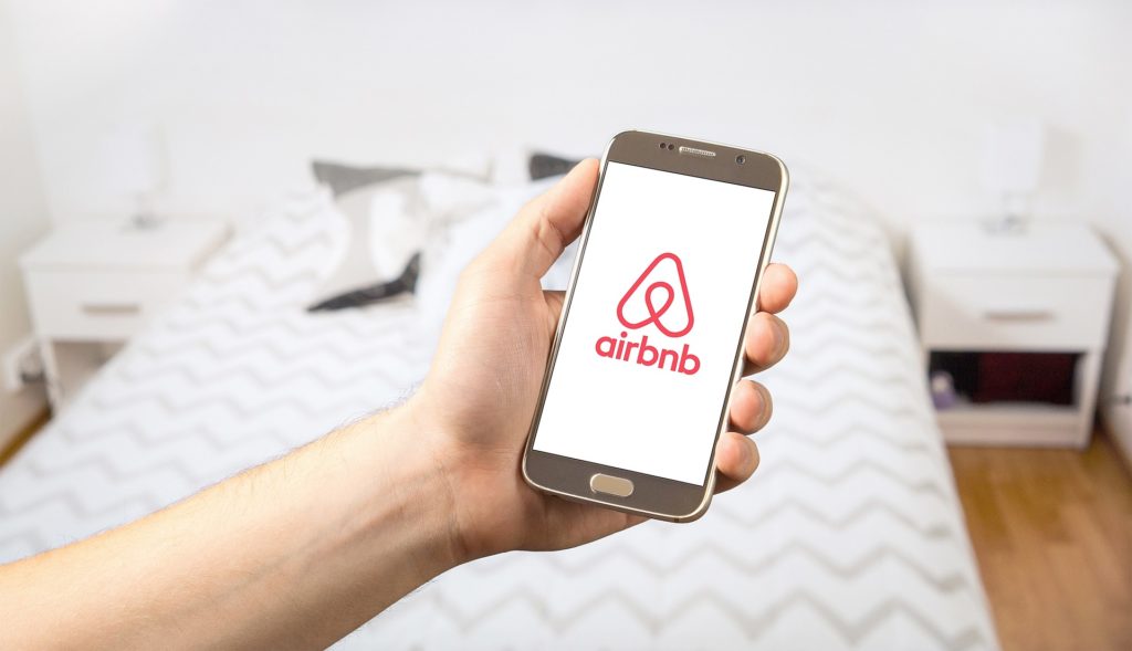 Airbnb injects R5-billion into Western Cape economy