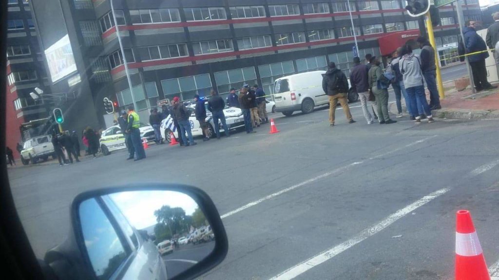 PICTURES: 'Hostage' situation in Bellville