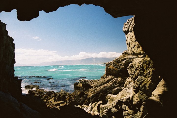 5 Caves to explore in the Cape
