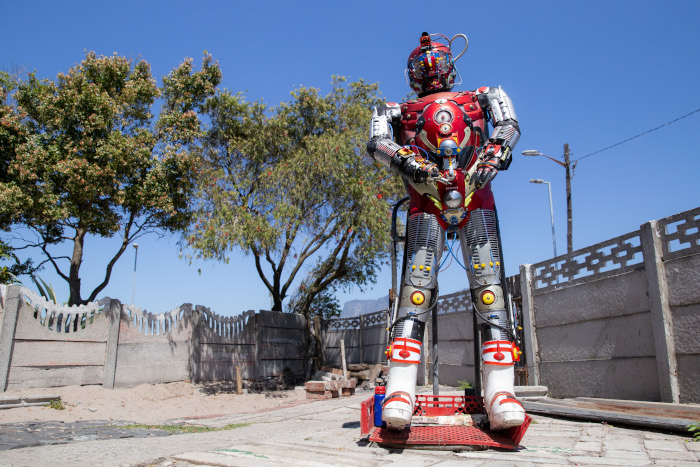 Bridgetown man makes robots from scraps