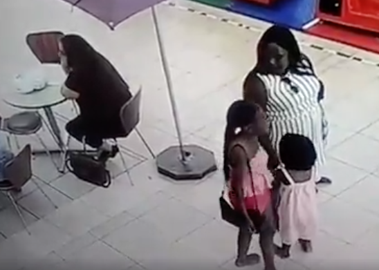 Mother uses child to steal bag