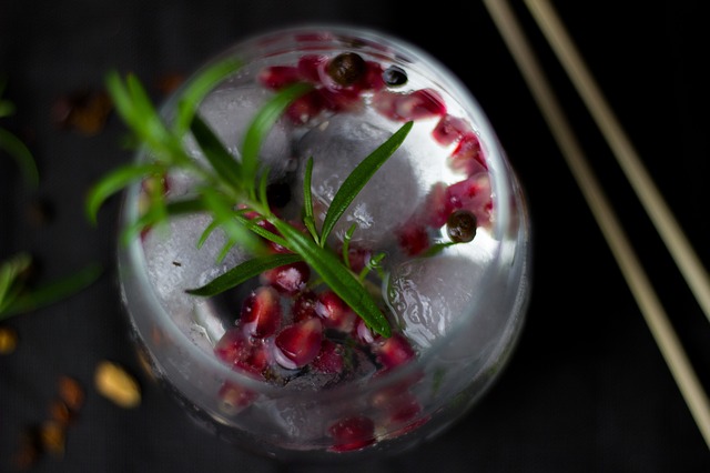 Tricks for mixing up your gin game