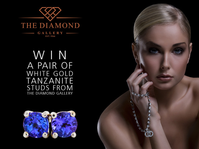 ChristmasETC: Win a pair of 18ct diamond earrings