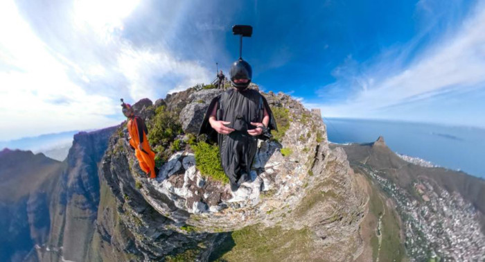 BASE Jumper takes on Table Mountain