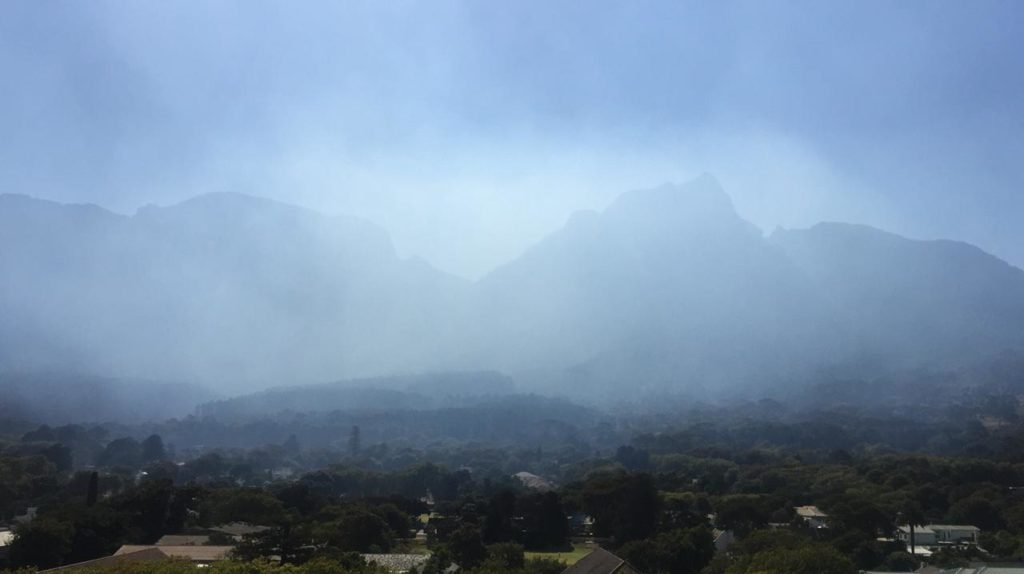 Fire breaks out on Table Mountain