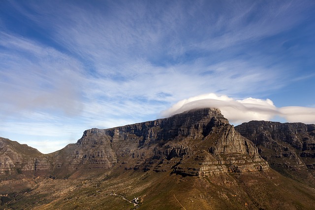 WATCH: High Tea on Table Mountain