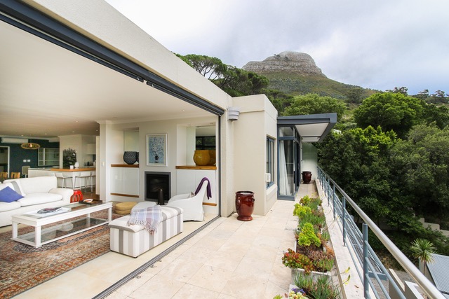 Cape Town properties break price records