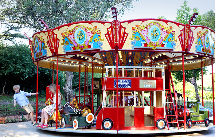 Le Grand Jardin brings magic around again with carousel