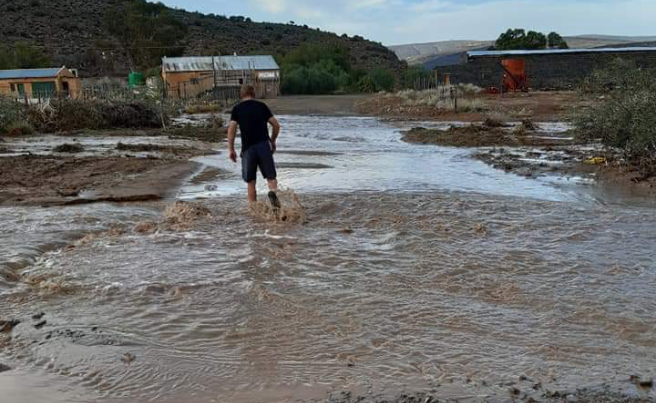 Bone-dry Karoo flooded after rains
