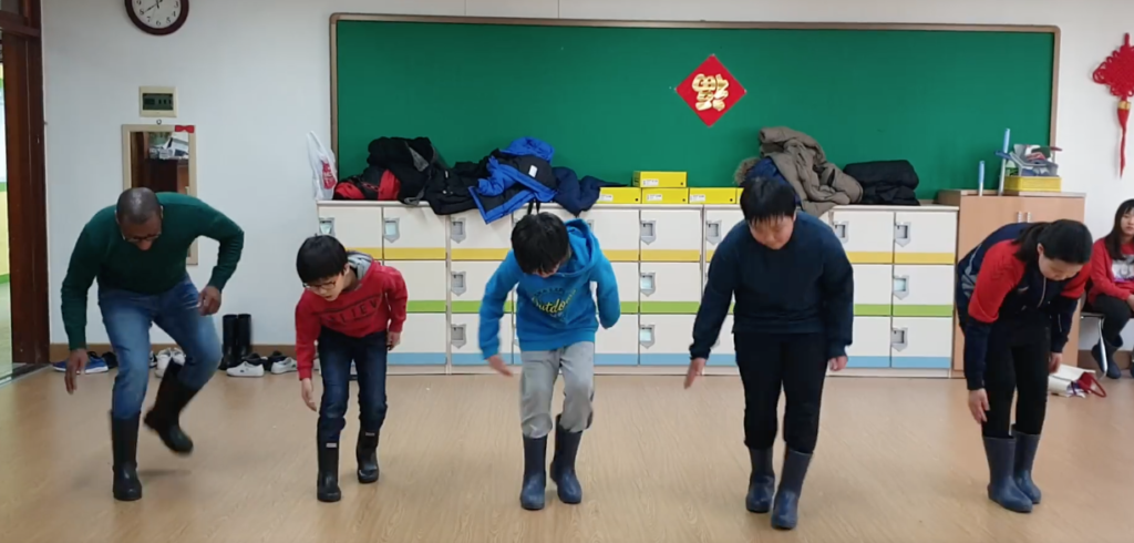 SA man teaches South Korean students to gumboot dance