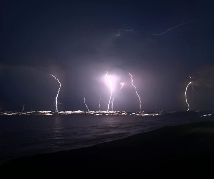 Lightning puts on a show in Mossel Bay