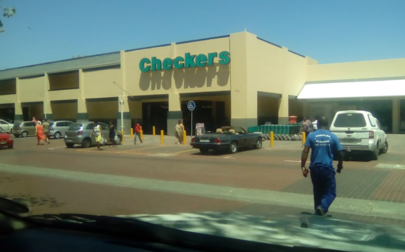 Hout Bay Checkers denies lack of lockdown regulation compliance