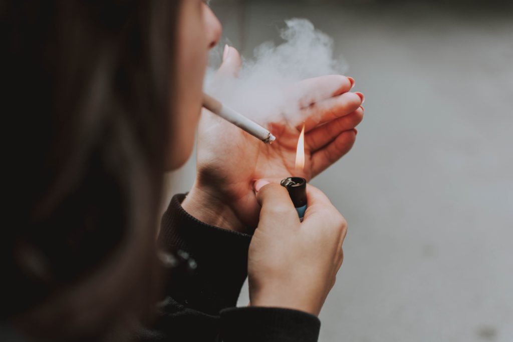 Study shows smoking regulations are failing