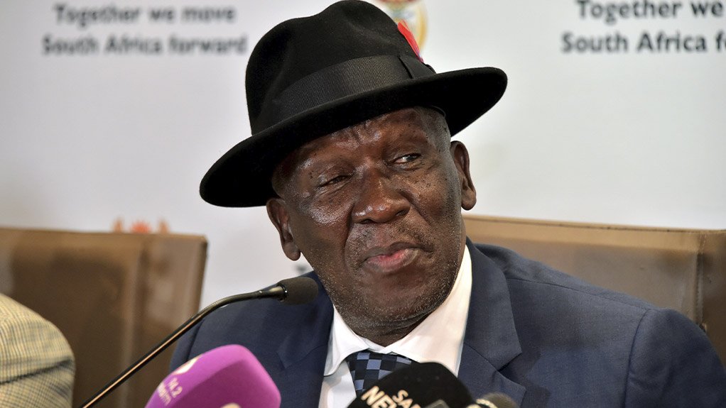 Bheki Cele to engage with Cape Town communities as violent crimes continue