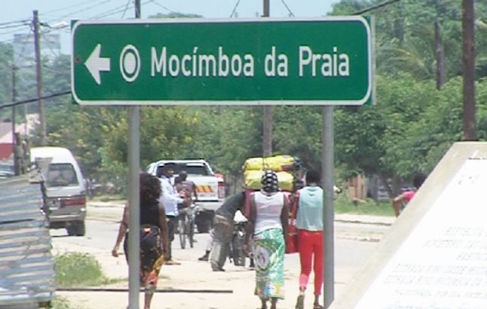 Mozambique port taken by Islamic militants