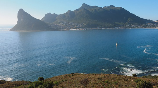 Hout Bay protesting leads to road closures