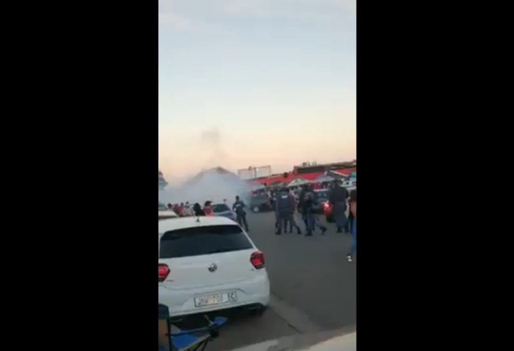 SAPS allegedly use tear gas to stop party