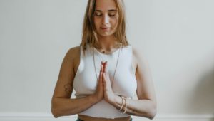 5 incredible benefits to meditation