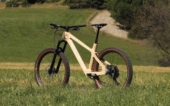 Introducing The Drop, a wooden mountain bike worth looking into