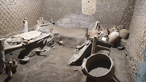 Archaeologists discover rare 'slave room' in Pompeii