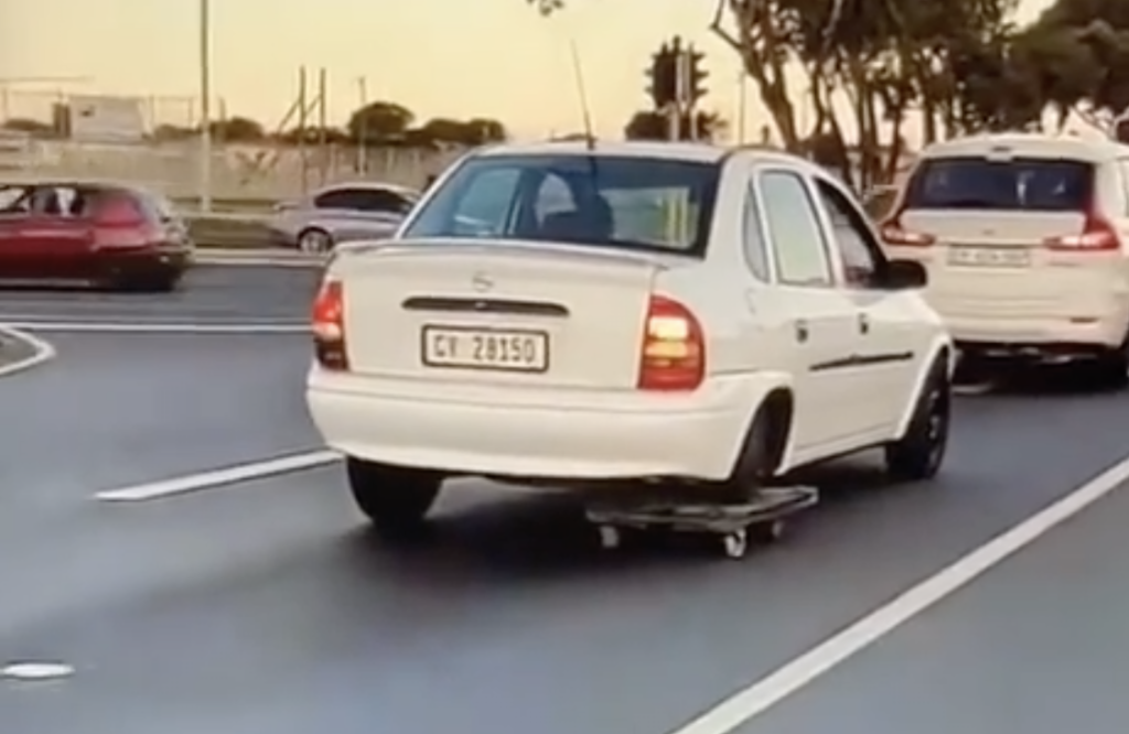 WATCH: You have to CY this 'wheel' to believe it - only in South Africa
