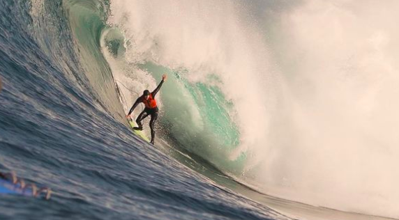 Cape Town surfer Matt Bromley to take on the world in Hawaii