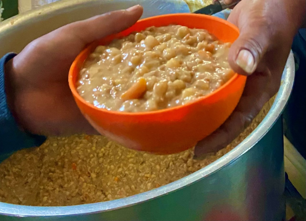 Help Ladles of Love fill 10 000 pots and serve 1 million meals this festive season