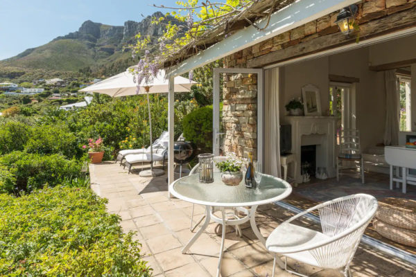 omantic Airbnb in Cape Town