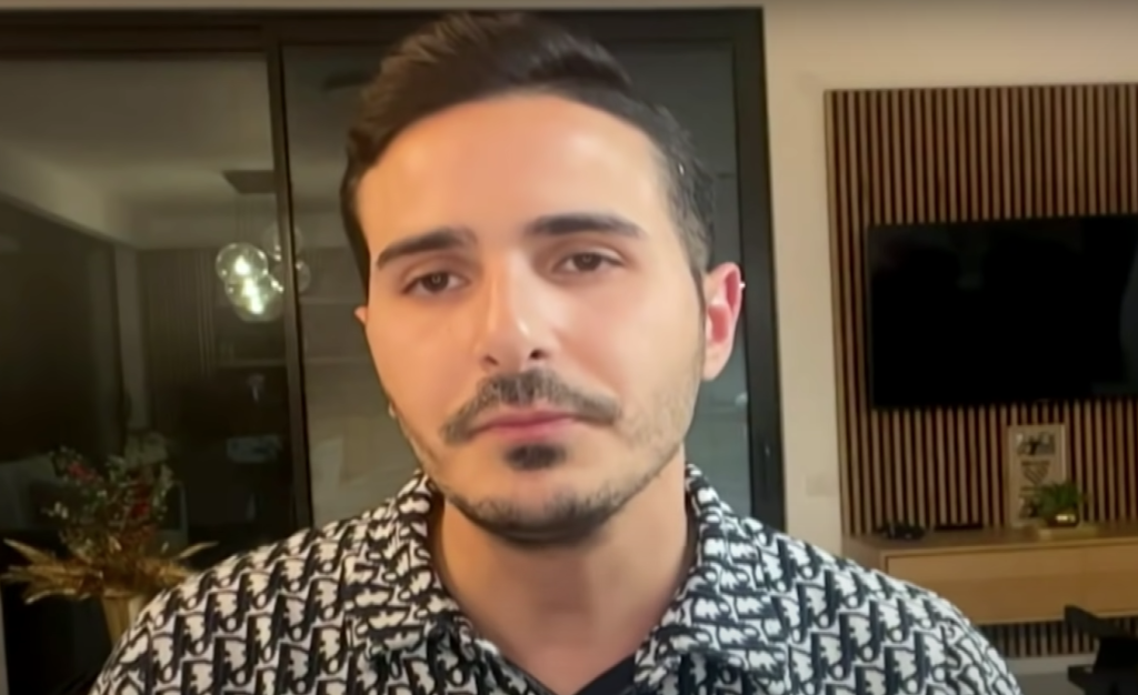 WATCH: "I am not the Tinder Swindler," Simon Leviev finally speaks out
