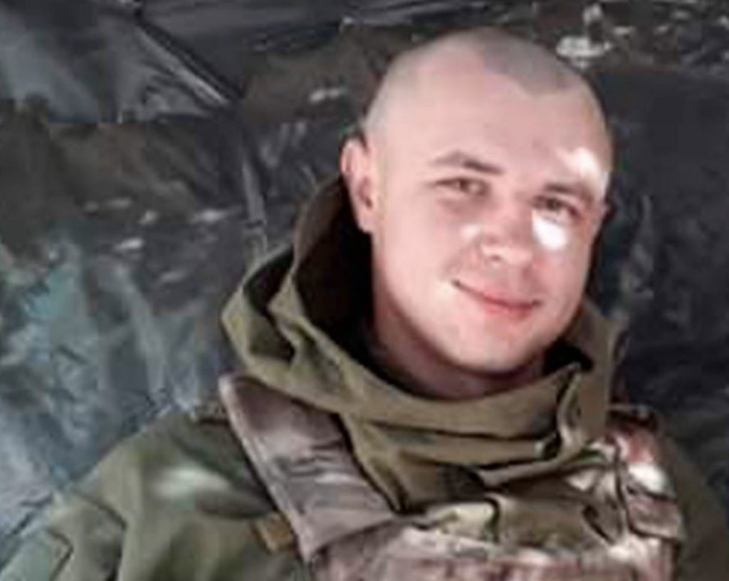 Ukrainian soldier hailed as a hero after sacrificing his life to stop Russian troops