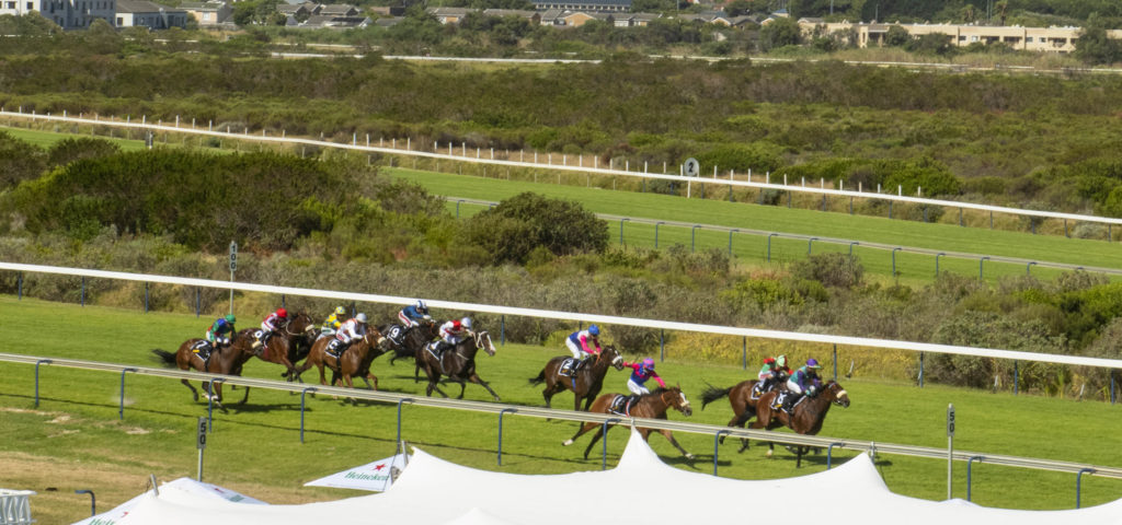 CLOSED: WIN with Cape Racing at The Cape Town Seafood & Jazz Racing Festival