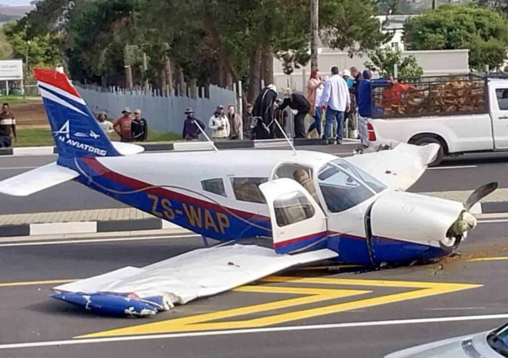 Light aircraft makes emergency landing in Stellenbosch