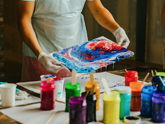 Get messy with TikTok's favourite art trend – Paint Pouring in Cape Town
