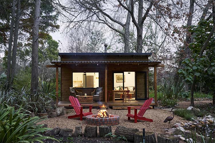 A cabin in the woods makes for a perfect weekend getaway!