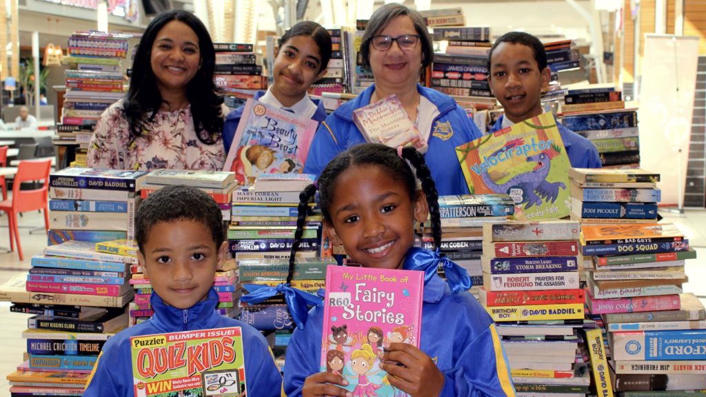Capetonians collect 17 000 books for local schools