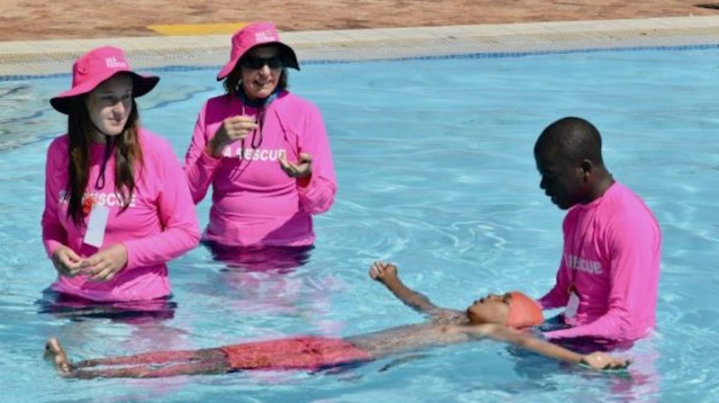 Do summer safely with NSRI's free Survival Swimming lessons