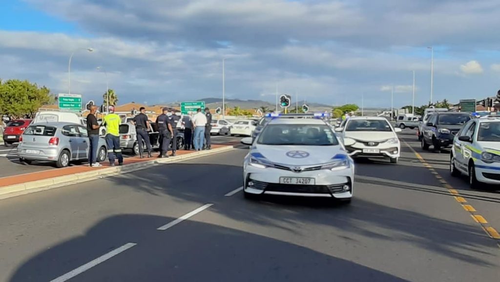 Update: Possible suicide situation turns into a rescue in Cape Town