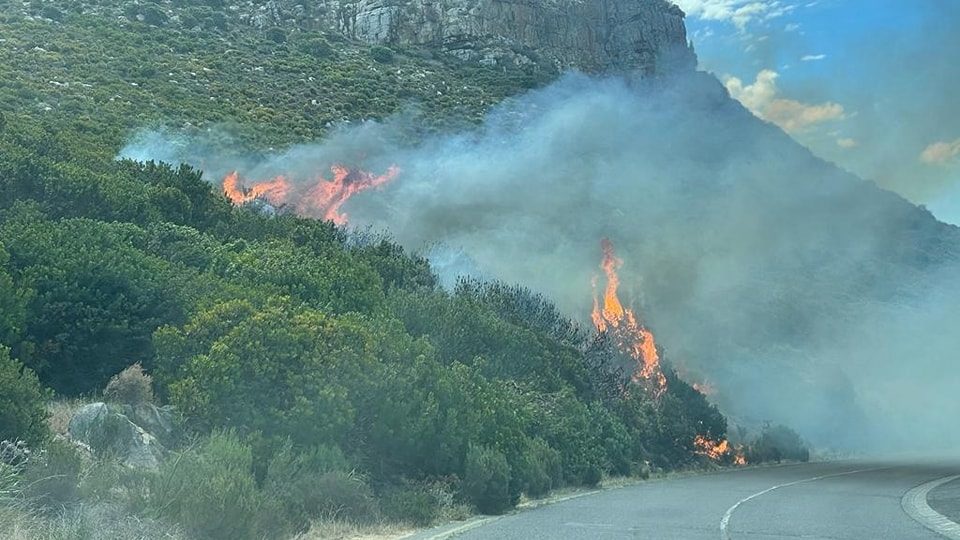 Update: Fire season continues, mountain fire contained in the Cape