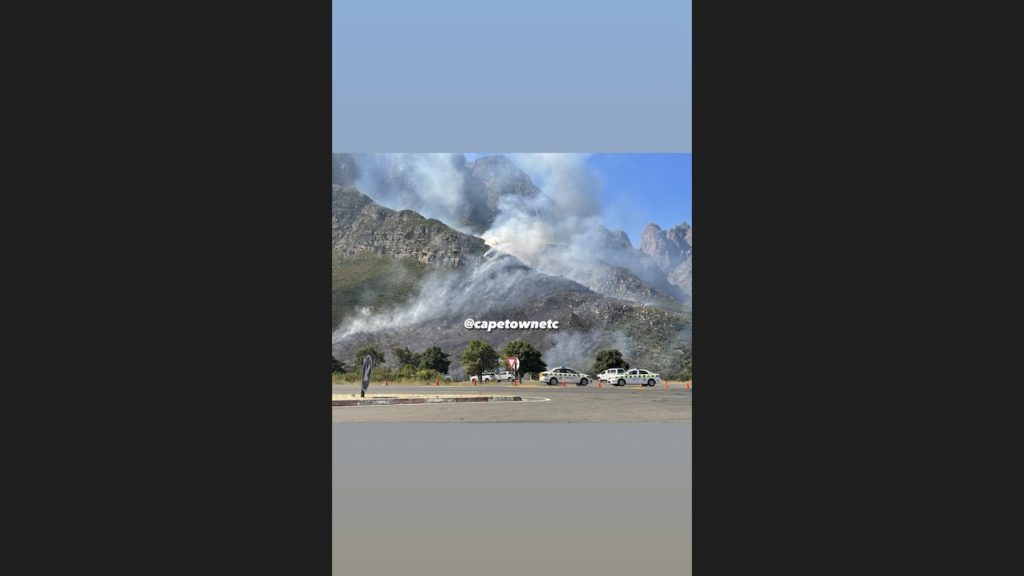Update: The fire next to Du Toitskloof Hotel has been contained